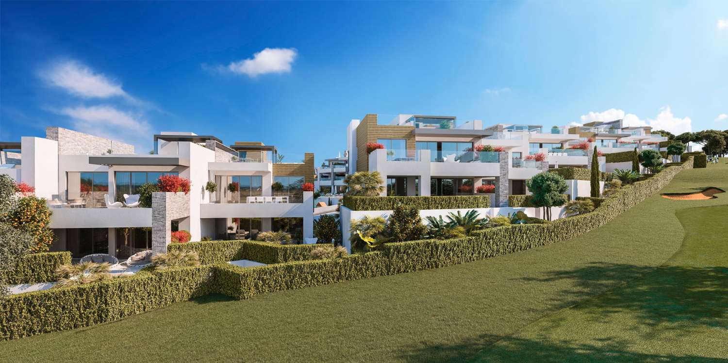 Precise under new finish with sea views and private garden with two bedrooms and two bathrooms
