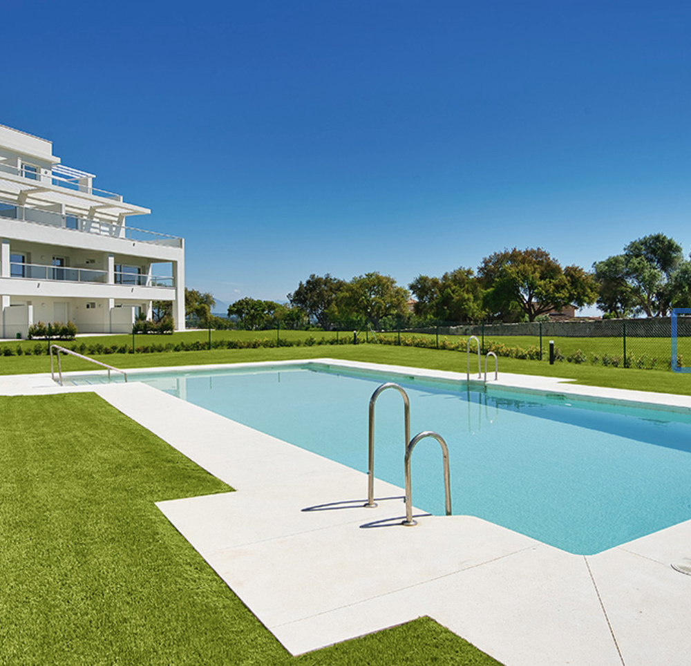 Residential with sea views in Sotogrande golf course