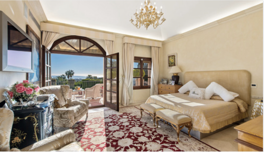 Villa en venta en Nueva Andalucía (Marbella)