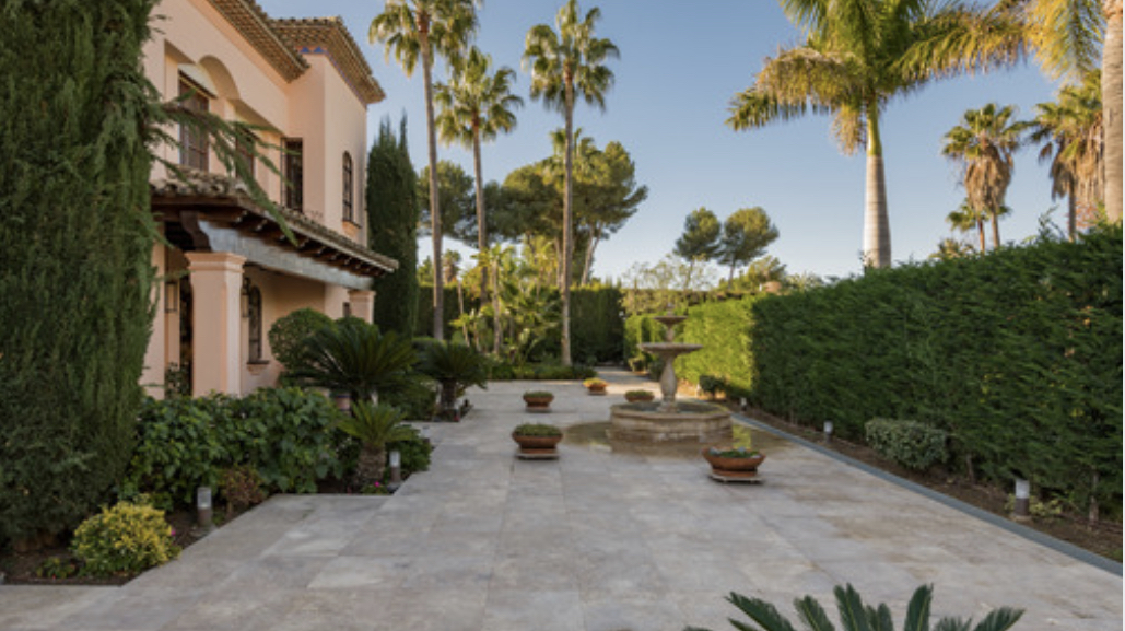 Villa in vendita a Nueva Andalucía (Marbella)