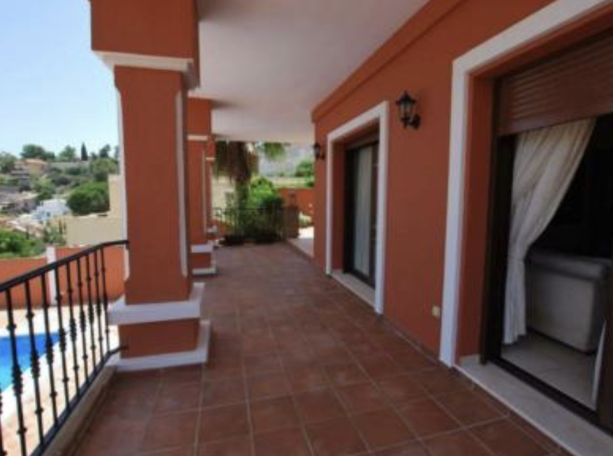 Villa for sale in La Cala de Mijas