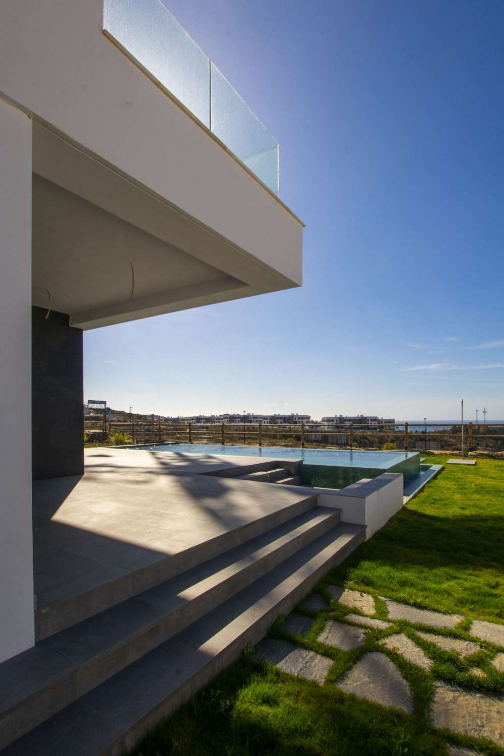 Prachtige moderne villa met uitzicht op zee in El Limonar, Malaga