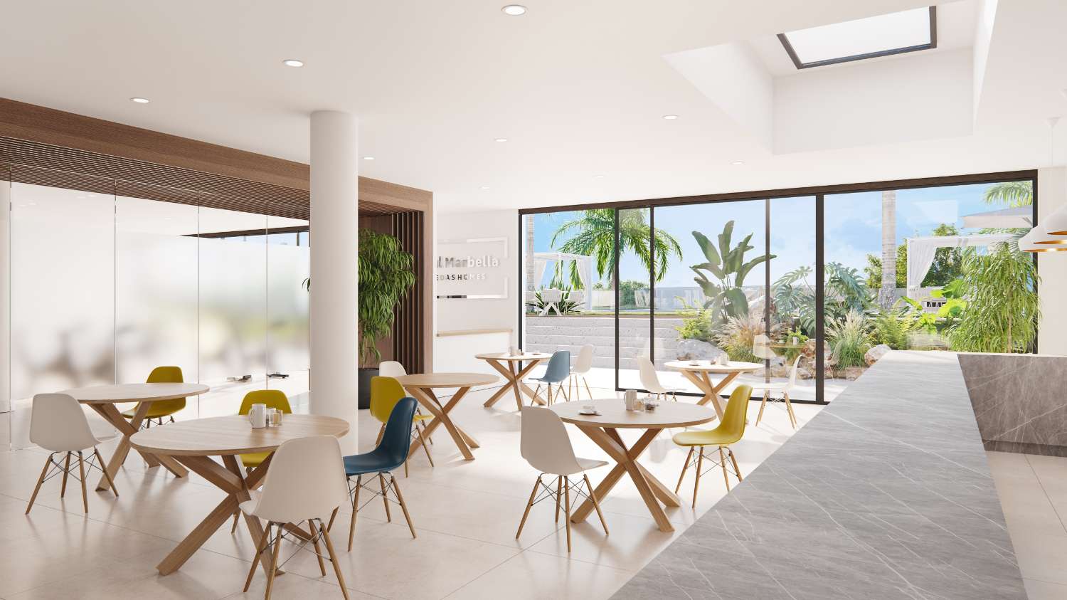 Ruim en exclusief appartement met vier slaapkamers met eigen tuin van 221 m2 in Resort in Marbella, op de eerste lijn van de golfbaan