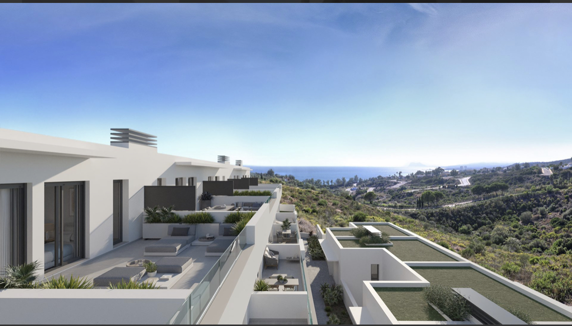 Casa a schiera con vista sul mare con 92 metri di giardino privato