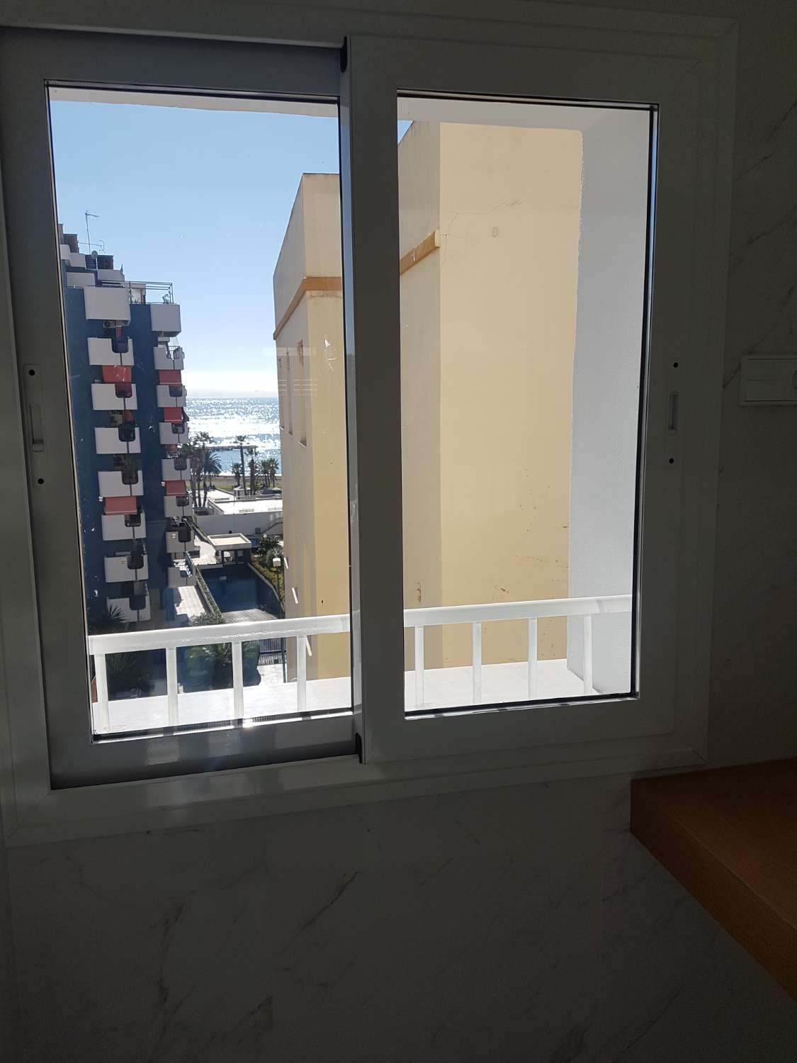 Bel appartement rénové avec vue sur la mer à côté de la Malagueta