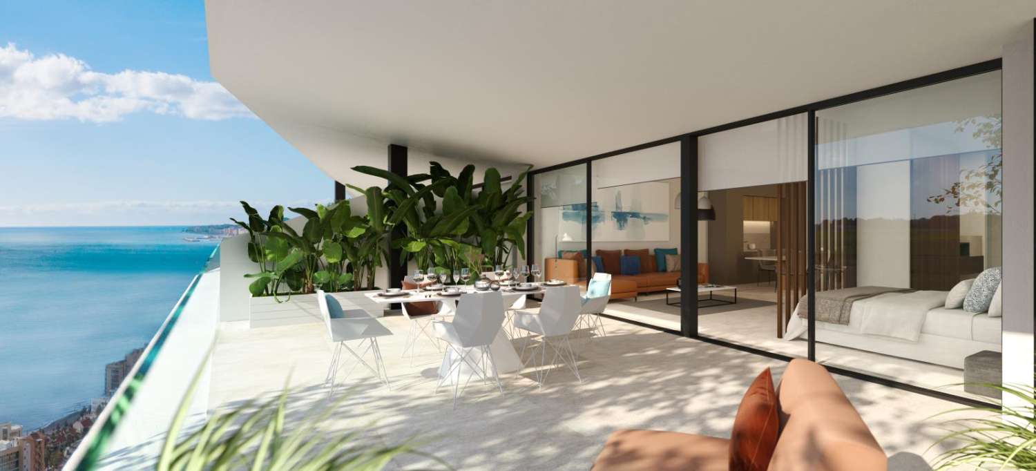 Ground floor with garden luxury qualities and sea views