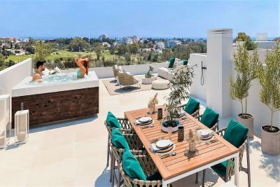 Penthouse for sale in Atalaya-Isdabe (Estepona)
