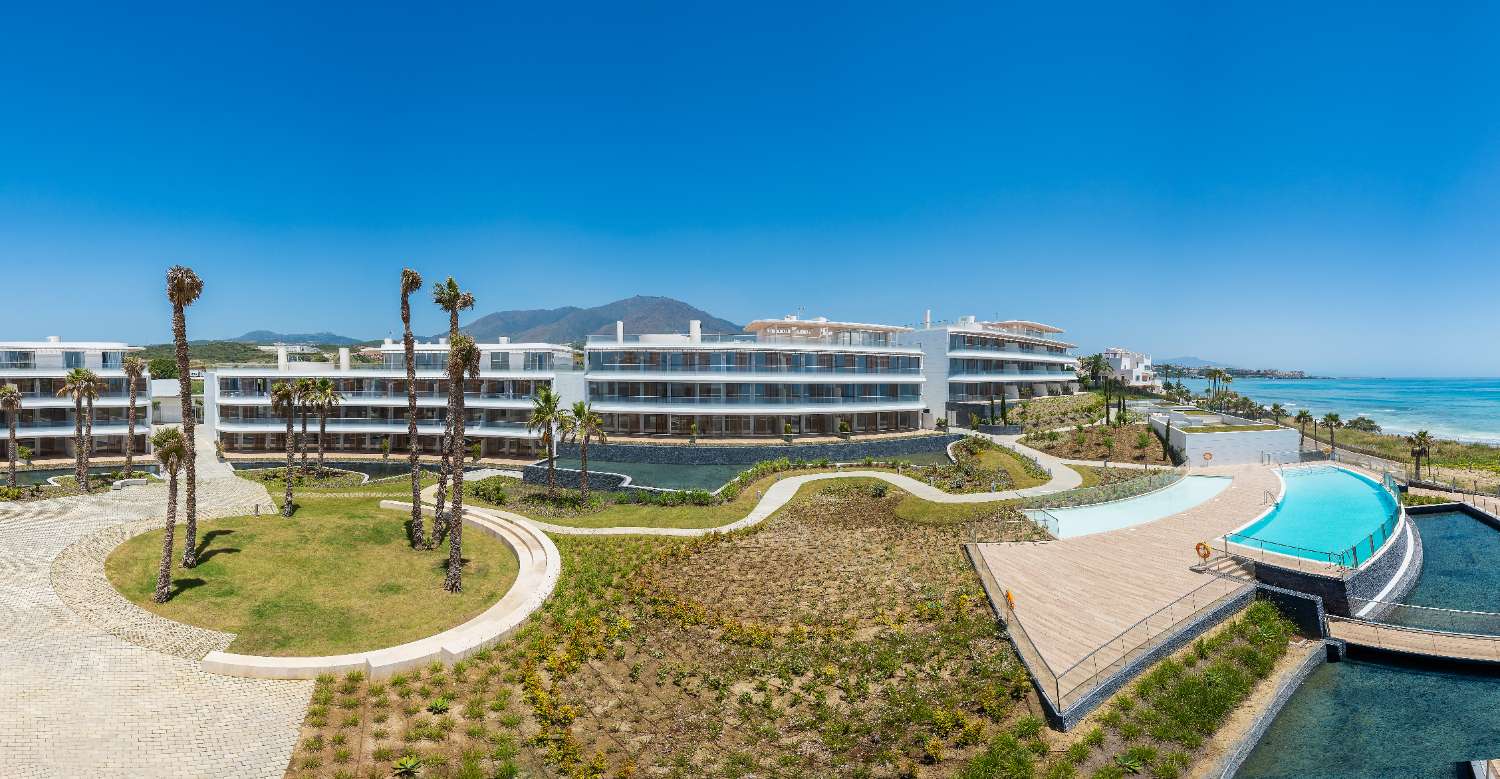 Magnifique penthouse de luxe 3 chambres sur le front de mer avec grande terrasse