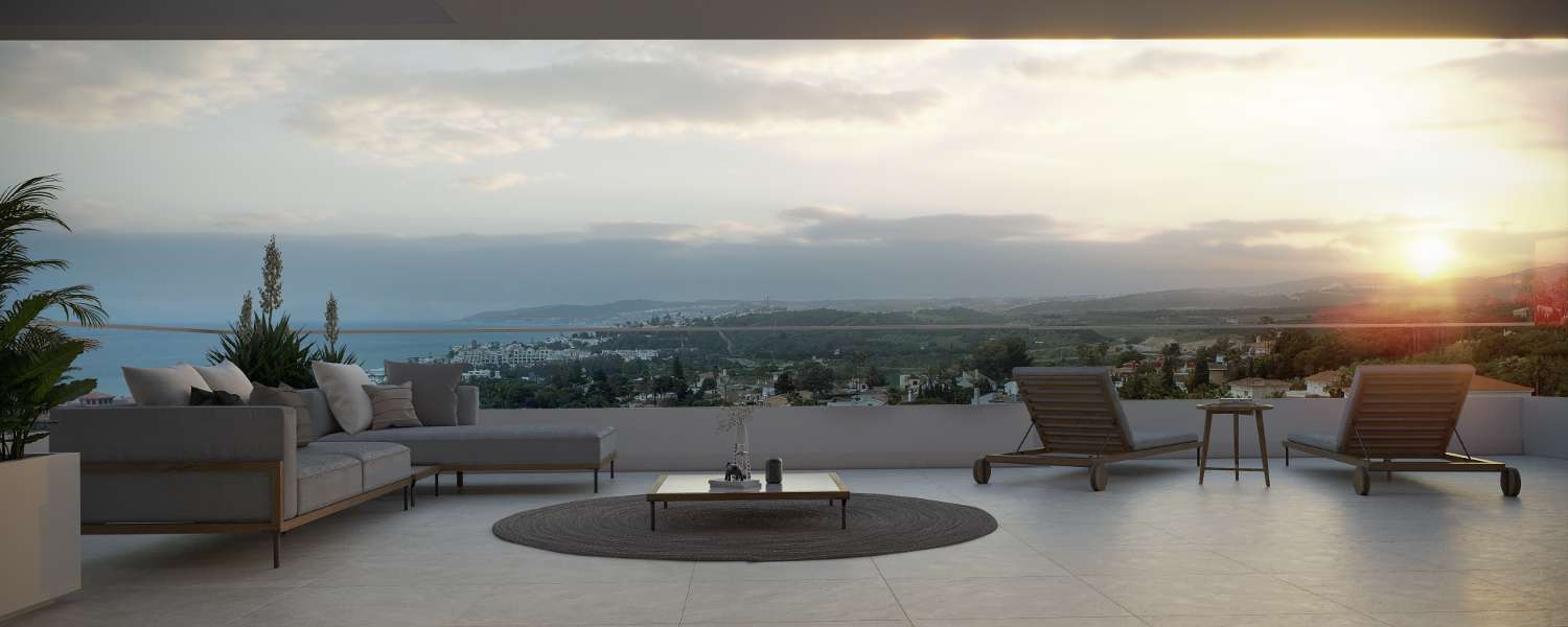 New penthouse with three bedrooms next to the beach with sea views