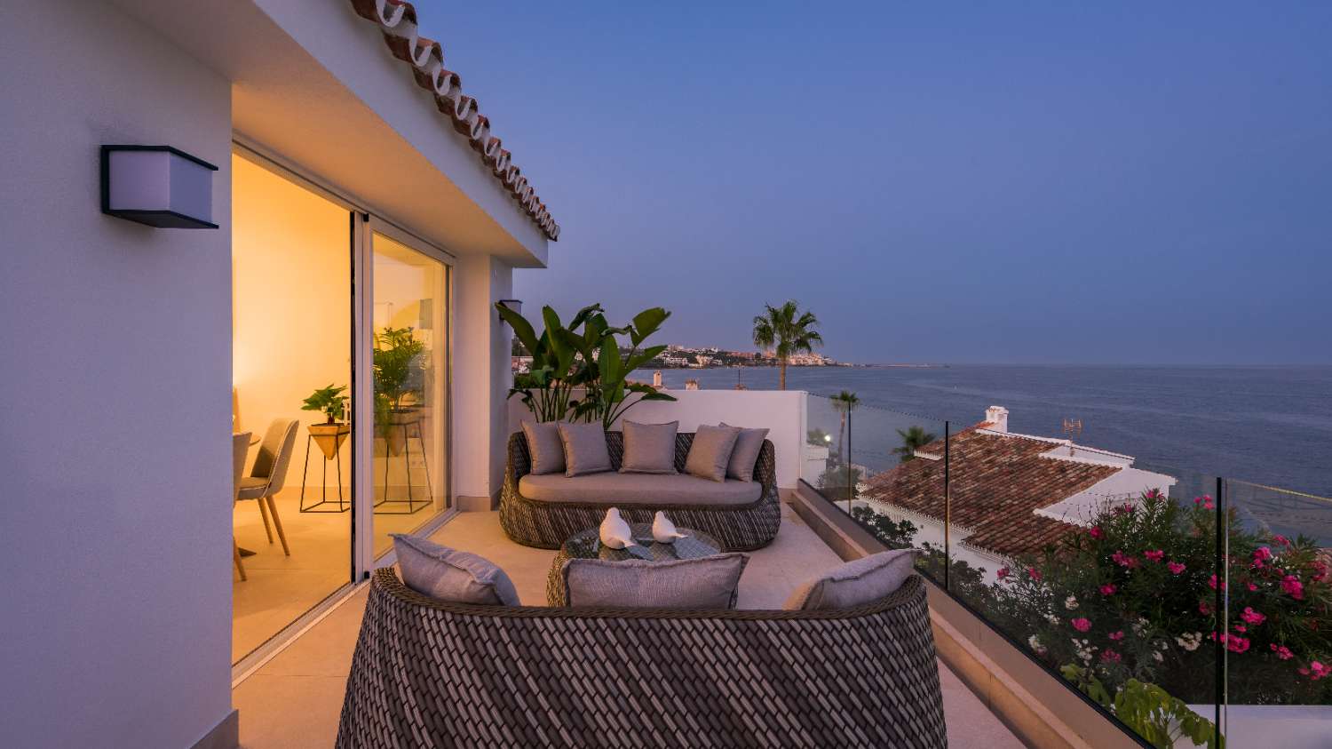 Bella villa ristrutturata con vista sul mare vicino alla spiaggia di Estepona