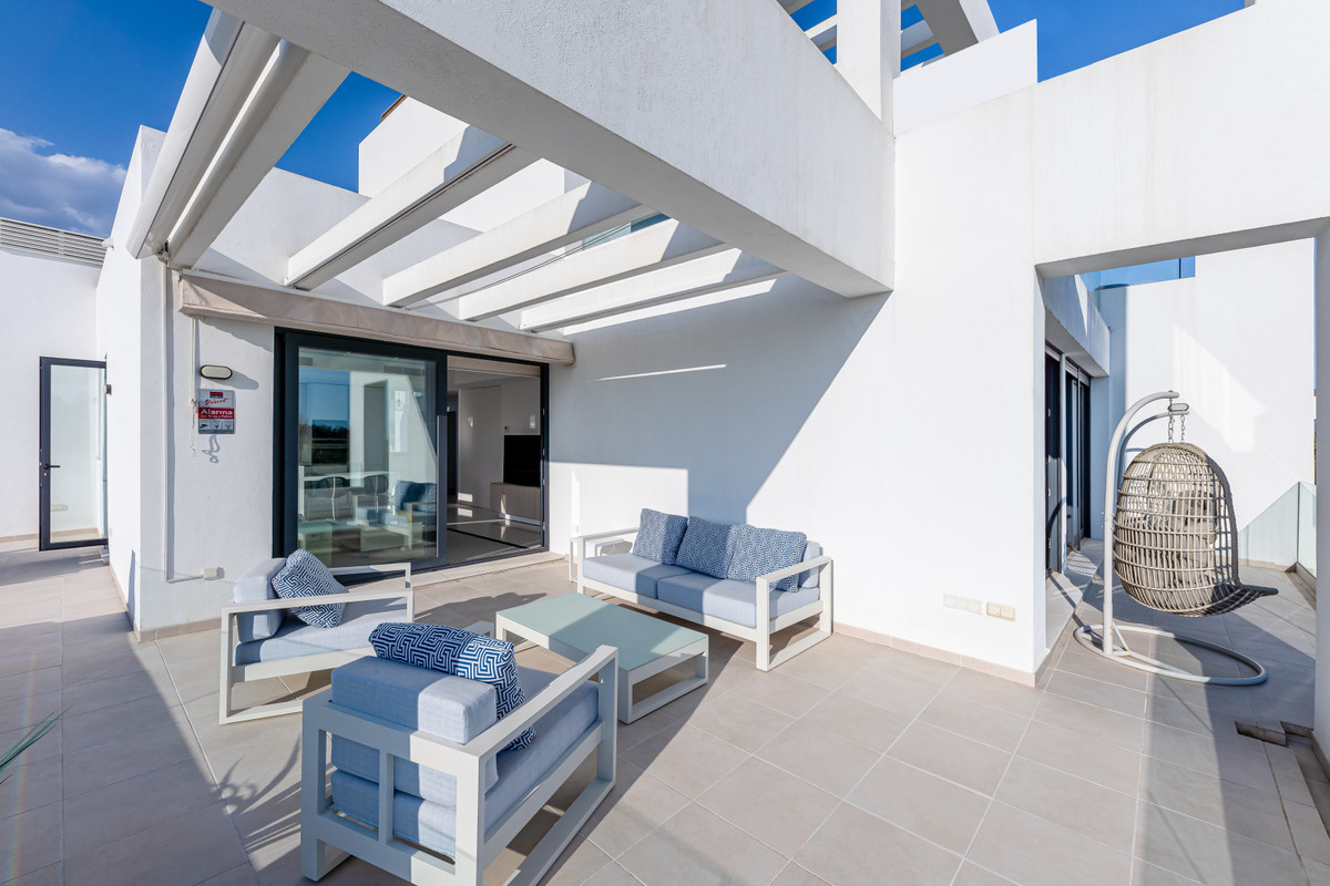 Schönes neues Penthouse in Estepona