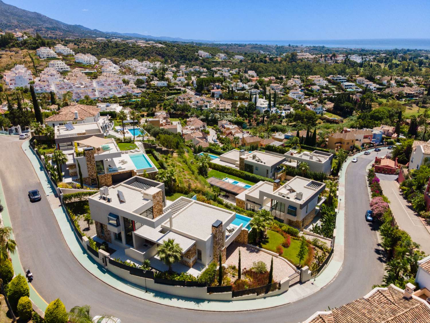 Beautiful Villa in Nueva Andalucia with sea views