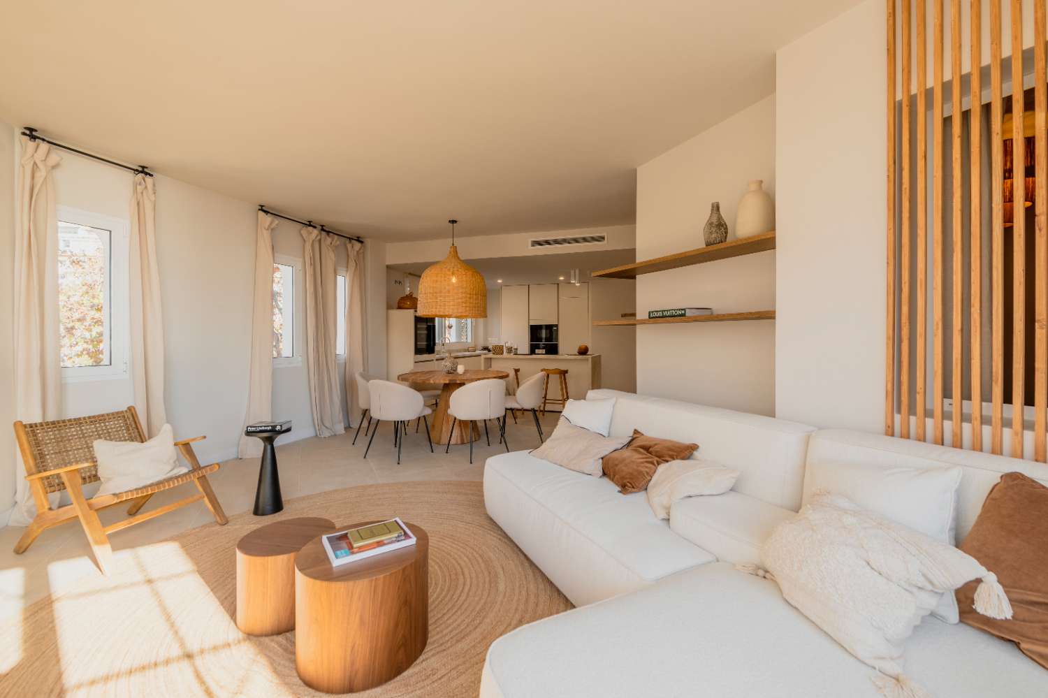 Beautiful renovated apartment with sea views in Marbella center