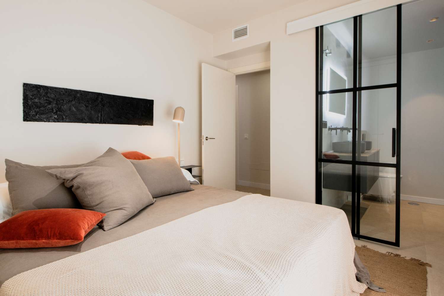 Bel appartement rénové avec vue sur la mer dans le centre de Marbella