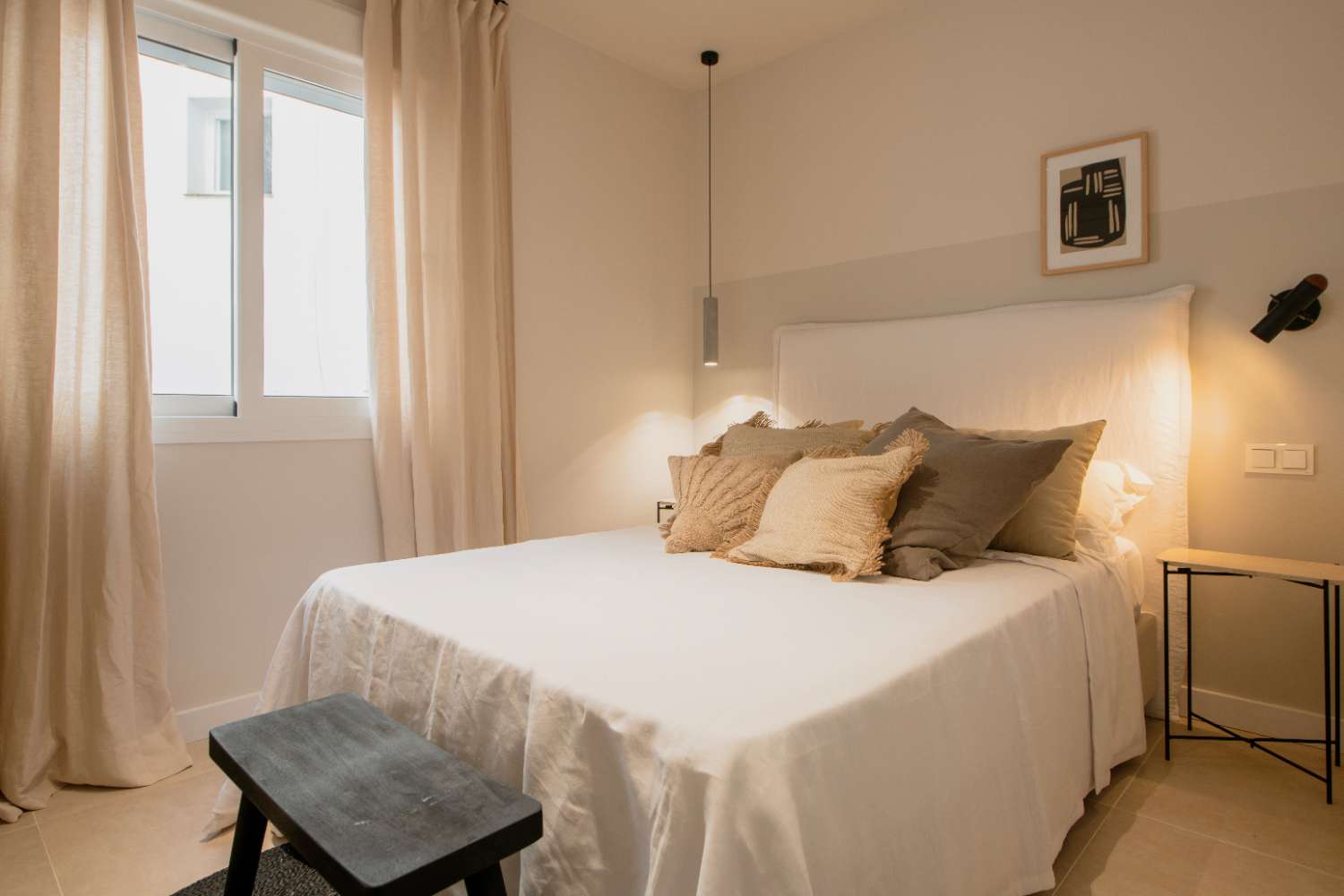 Vacker renoverad lägenhet med havsutsikt i Marbella centrum