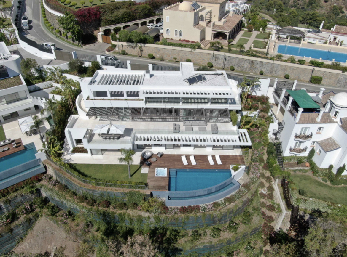 Villa for sale in La Quinta (Benahavís)