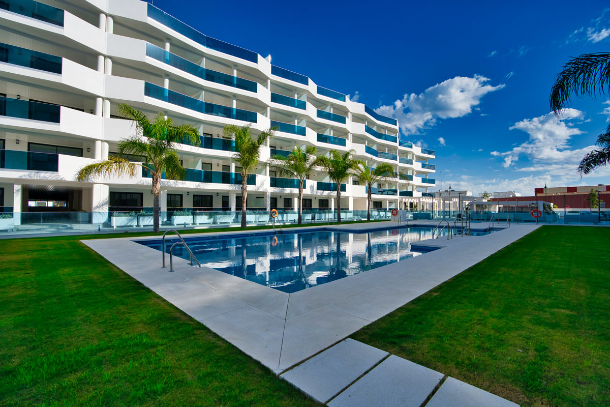 New two bedroom apartment in Mijas, with pool, garage and storage room
